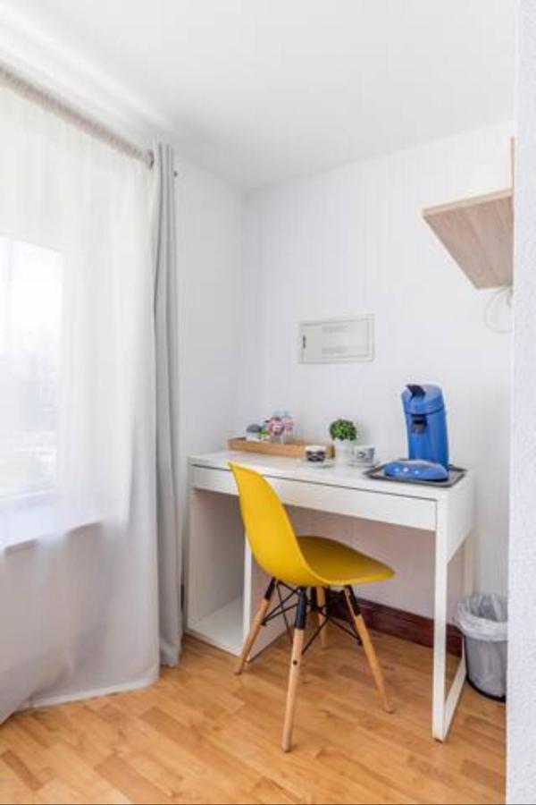 Vila Cristina Valdemorillo Buitenkant foto